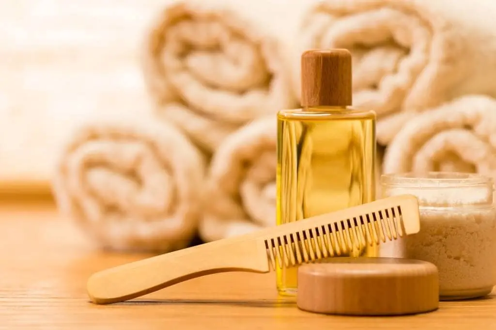 Oil Massage to prevent hair fall 1024x681.jpg